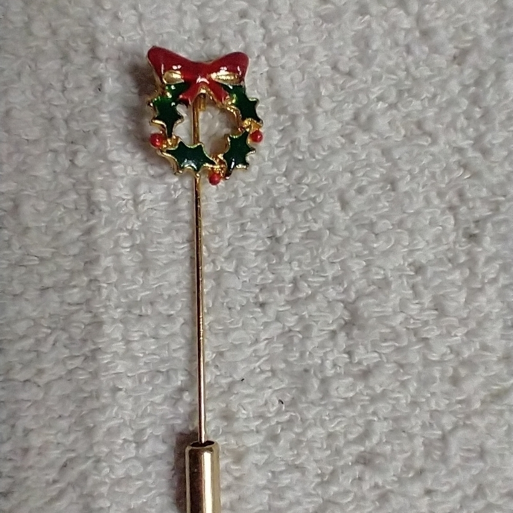 Christmas wreath pin goldtone approx. 2.5